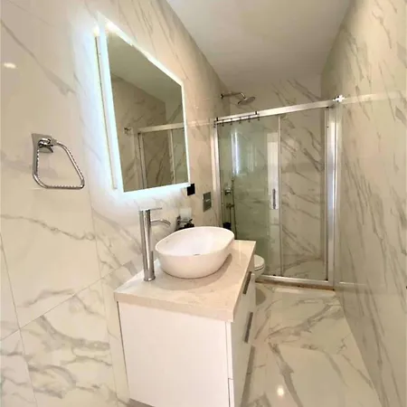 Located 3 Km From The Center Of Case de vacanță *