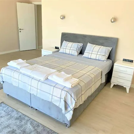 Located 3 Km From The Center Of * Çeşme