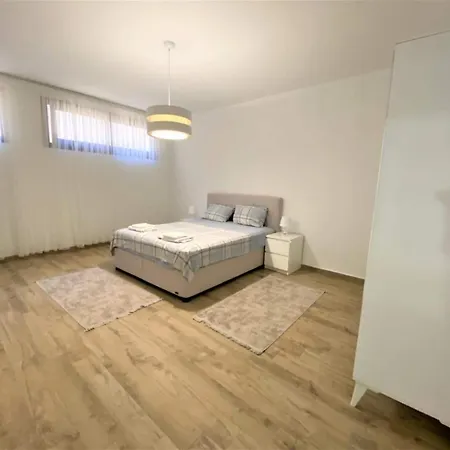 Located 3 Km From The Center Of * Çeşme