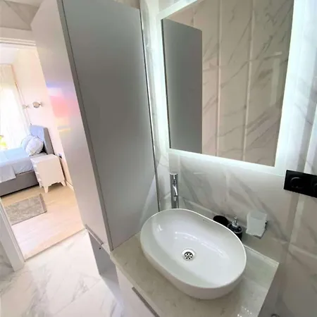 Located 3 Km From The Center Of Çeşme